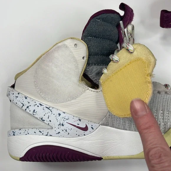 Nike 223 Air Deldon High Top Sneakers Size 7.5